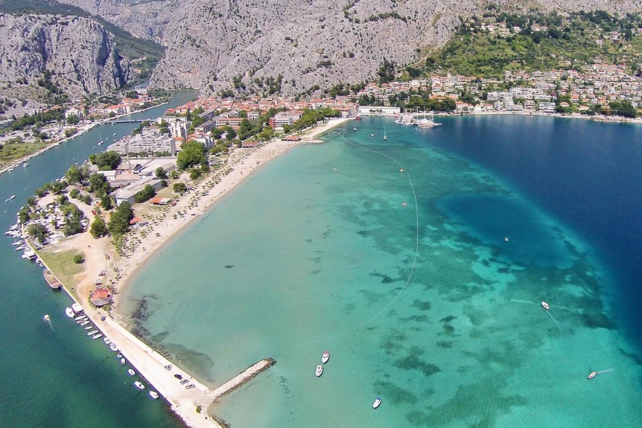 Apartments With A Parking Space Omis - 19051 Buitenkant foto