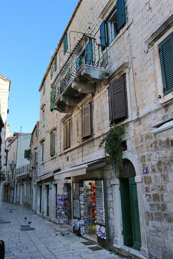 Apartments With A Parking Space Omis - 19051 Buitenkant foto